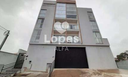 Cobertura à venda, no Edifício Califórnia,  em Barbacena, Diniz II, com 2 quartos, 136m²