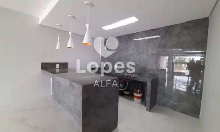 Casa dos sonhos no bairro Ibiapaba! 3 dormitórios, um suíte, ampla sala e espaço versátil para eventos