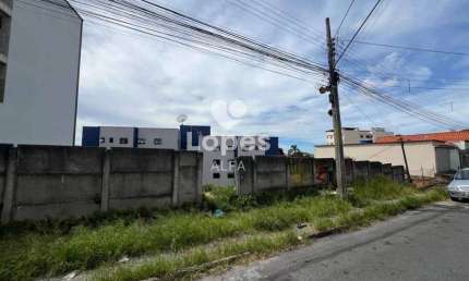 Lote de 753m² no Bairro Boa Morte – Localização Privilegiada