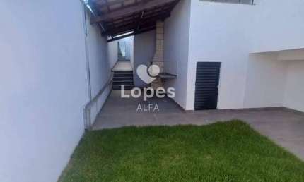 Linda Casa à Venda no Residencial Imperial – 3 Quartos, Área Gourmet