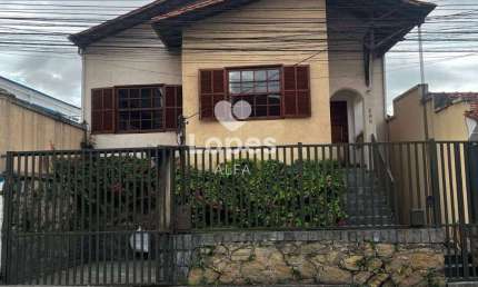 Casa com 4 quartos à venda na Rua José Bonifácio, 280, Centro, Barbacena