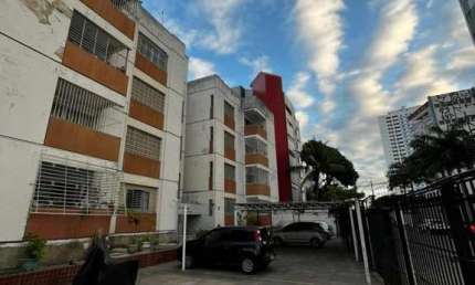 Apartamento para Locação em Jaboatão dos Guararapes, Piedade, 3 dormitórios, 1 suíte, 2 banheiros, 2 vagas