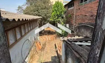 Terreno à venda no Fundinho, Uberlândia  por R$ 460.000