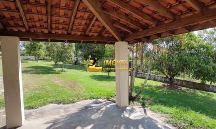 Chácara / sítio com 3 quartos à venda no Centro, Águas de São Pedro , 67 m2 por R$ 690.000