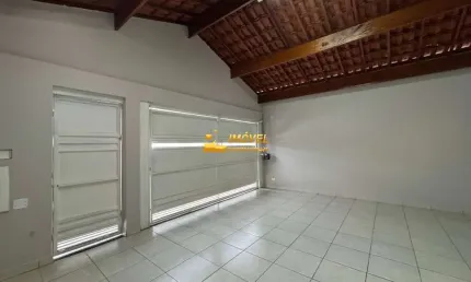 Casa com 3 quartos à venda no Pompéia, Piracicaba  por R$ 490.000