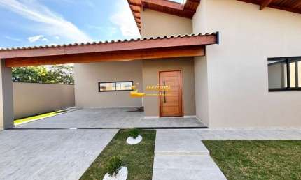 Casa em condomínio fechado com 3 quartos à venda no Jardim Serrano, São Pedro  por R$ 790.000