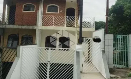 Sobrado com 4 quartos e 4 banheiros à venda, 290 m²