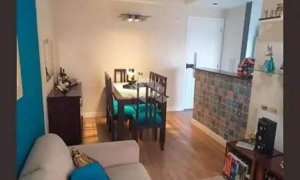 Apartamento com 3 dormitórios e 1 vaga de garagem na Vila Santa Clara