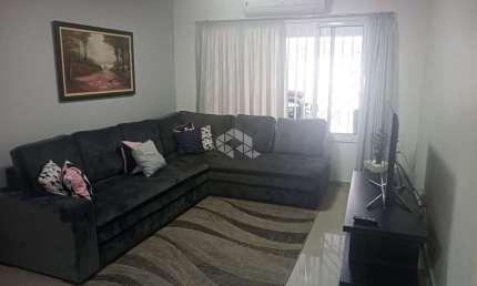 Sobrado com 3 dormitórios à venda, 156 metros e 4 vagas - Santa Terezinha, São Paulo/SP