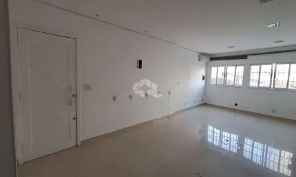 Sobrado a venda na parada inglesa de 2 dormitórios, 1 vaga com 120m²