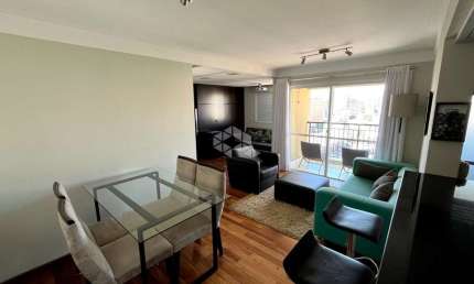 Apartamento na Barra Funda com 2 dormitórios e 1 vaga de garagem