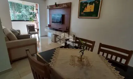 Apartamento na Vila Aurora com 3 dormitórios e 2 vagas.