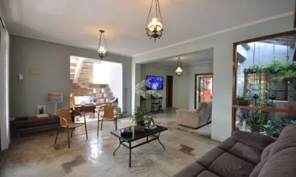 Sobrado espaçoso à venda na Vila Nova Mazzei, São Paulo