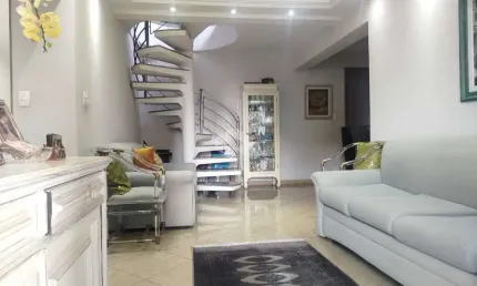 Cobertura duplex com 250 m² 02 suites  04 vagas na água fria