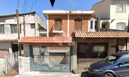 Sobrado amplo com 3 dormitórios, 9 vagas e lazer na vila nova mazzei!