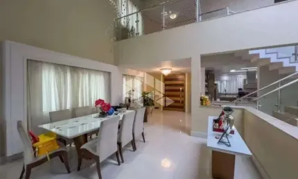 Sobrado no jardim guapira com 3 dormitórios e 4 vagas.