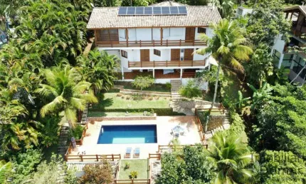 Casa em condomínio fechado com 5 quartos à venda em Toninhas, Ubatuba 