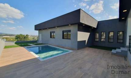 Linda casa térrea c/ 3 suítes e piscina em Bragança Paulista