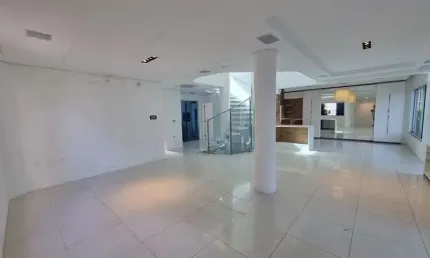Casa com 4 quartos à venda na Rua dos Cações, 47, Jurerê Internacional, Florianópolis, 464 m2 por R$ 4.990.000
