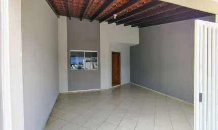 Casa com 2 quartos à venda na Rua Maria Aparecida da Silva, 2, Jardim Campos Verdes, Hortolândia por R$ 370.000