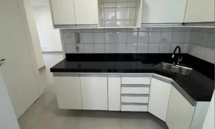 Apto todo reformado ao lado do metro capão redondo.