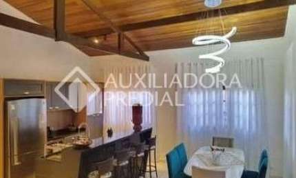 Casa em condomínio fechado com 3 quartos à venda na Jabota, 409, Vitória Régia, Atibaia, 300 m2 por R$ 590.000