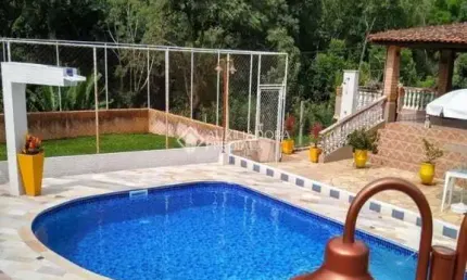 Fazenda à venda na Eng. Antonio De Castro Figueroa, 6580, Centro, Alumínio, 600 m2 por R$ 800.000