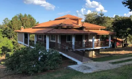 Fazenda à venda na CARLOS AFFONSO NICOLIELLO, 255, Jardim Maracanã, Atibaia, 200 m2 por R$ 960.000