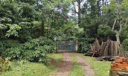 Fazenda à venda na Rogério Bento Mendes, 20, Jardim Mar Lune, São Paulo, 450 m2 por R$ 1.630.000