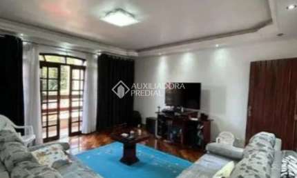 Casa com 3 quartos à venda na Lourenço da Veiga, 372, Alves Dias, São Bernardo do Campo, 264 m2 por R$ 960.000