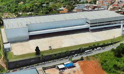 Galpão Industrial/Comercial para venda ou locação em Cotia-SP, bairro Jardim da Glória. 5 salas, 8 banheiros, 108 vagas , 9.088,00 m² de área.