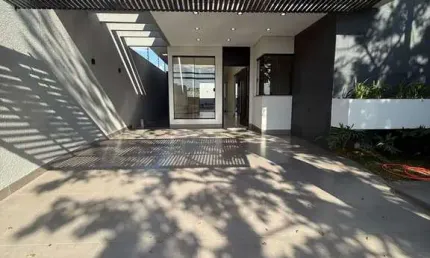 Casa com 2 quartos à venda na Rua Guilherme Augusto Ribeiro Silva Carvalho, 178, Jardim Oriental, Maringá