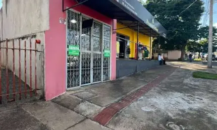 Terreno comercial à venda na Avenida Carlos Correa Borges, 1660, Conjunto Habitacional Inocente Vila Nova Júnior, Maringá