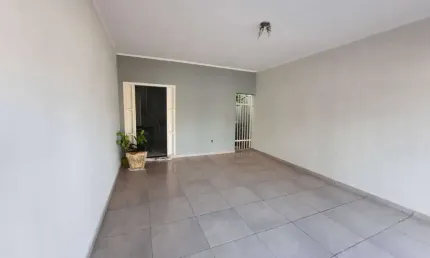 Casa / Sobrado para Locação em Araçatuba, SÃO VICENTE, 4 dormitórios, 2 suítes, 3 banheiros, 2 vagas