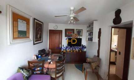 Vende apartamento 42M²  no paraíso com 1 dormitório 1 vaga  1 banheiro  1 varanda  200 metros ao metrô Paraíso. próximo Av Paulista .