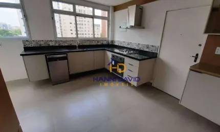 Vende apartamento Jardim Paulista   3 dormitórios 1suíte com Armários  2 sala estar e jantar, 1 vaga de Garagem próximo Avenida Paulista. SP