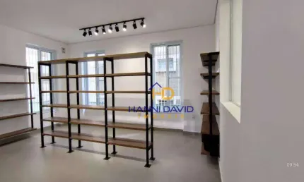 Casa comercial impecável e pronta p/ Pet Shop e clínica veterinária