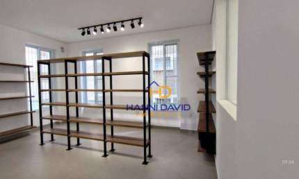 Casa comercial impecável e pronta p/ Pet Shop e clínica veterinária