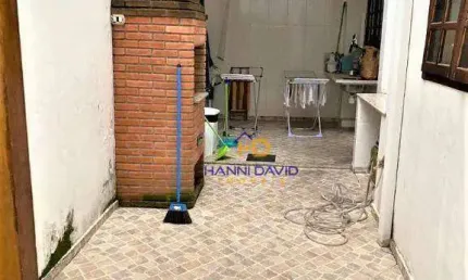 Aceita permuta!!! Casa próxima ao Metrô Santa Cruz ! 3 dormitórios e 2 vagas confira !Confira !