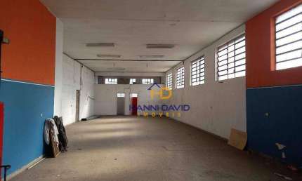 Excelente localização, próximo a Avenida Interlagos!!! Dois amplos salões, 420m².