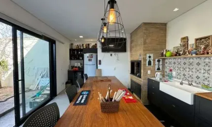 Casa em Alvenaria 3 dormitórios com suíte - Jardim Cidade de Florianópolis - São José