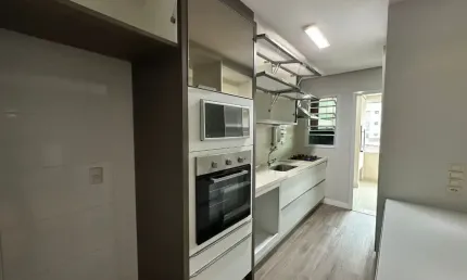 Apartamento 3 dormitórios sendo 1 suíte mobiliado em Barreiros