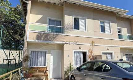 Casa de condomínio com 3 quartos 1 suite na Granja Viana