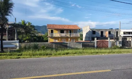 RESIDENCIA DUPLEX  AVENIDA BEIRA MAR JACONE SAQUAREMA RJ