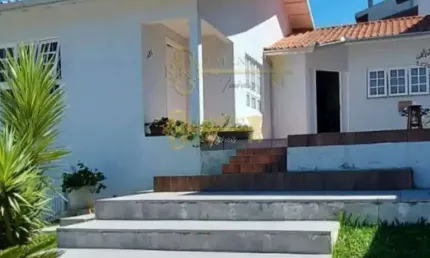 Casa com 3 quartos à venda no Vinhedos, Caxias do Sul 