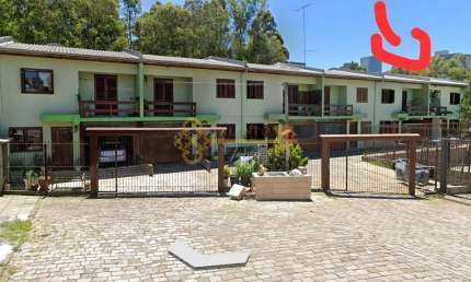 Sobrado à venda no bairro Charqueadas - Caxias do Sul/RS