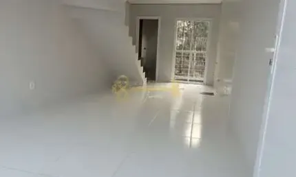Sobrado à venda no bairro Desvio Rizzo - Caxias do Sul/RS