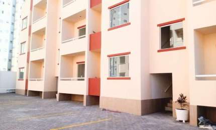 Apartamento com 2 quartos para alugar na Rua João Marques Oliveira, Buraquinho, Lauro de Freitas