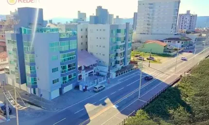 IMPERDÍVEL! APARTAMENTO FRENTE MAR COM 3 DORM. + 2 VAGAS