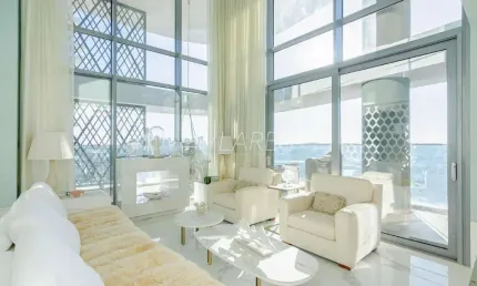 Apartamento duplex com 338.92 m², alto luxo com vista para o lago do Barigui!